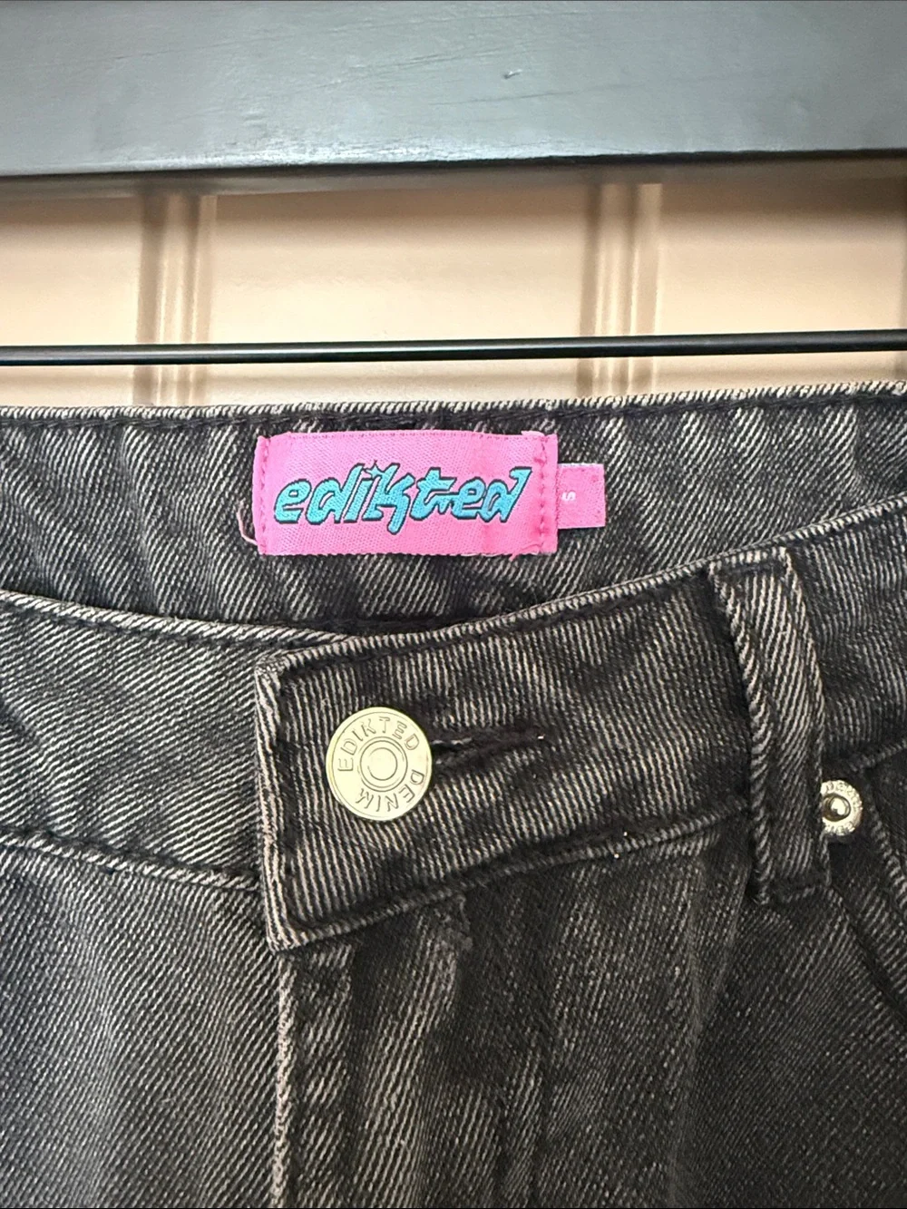 Raelynn Washed Low Rise Baggy Jeans - Picture 2 of 3
